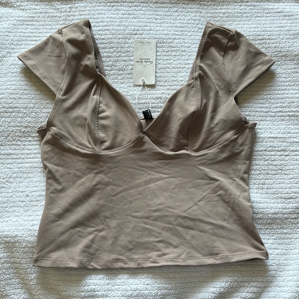 This is a size large, light gray top
